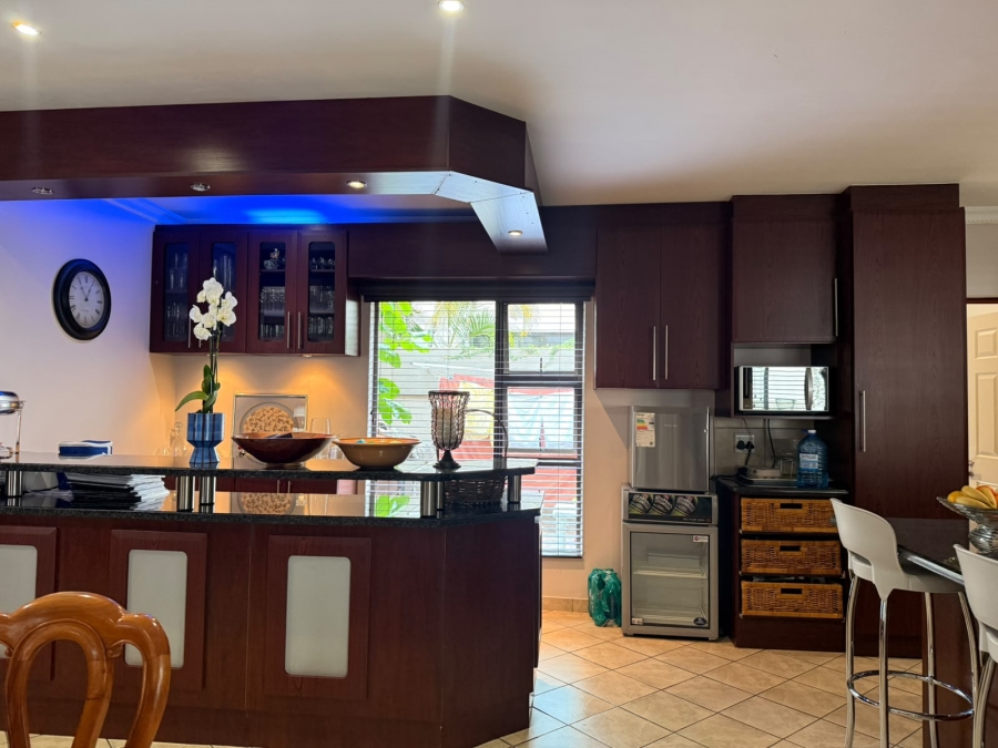 3 Bedroom Property for Sale in Safari Gardens North West